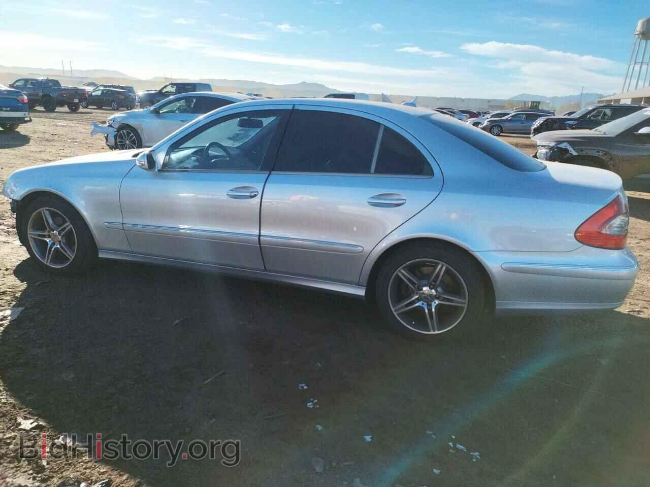 2007 MERCEDES-BENZ E-CLASS - VIN: WDBUF22X77B156796 - Photo 2