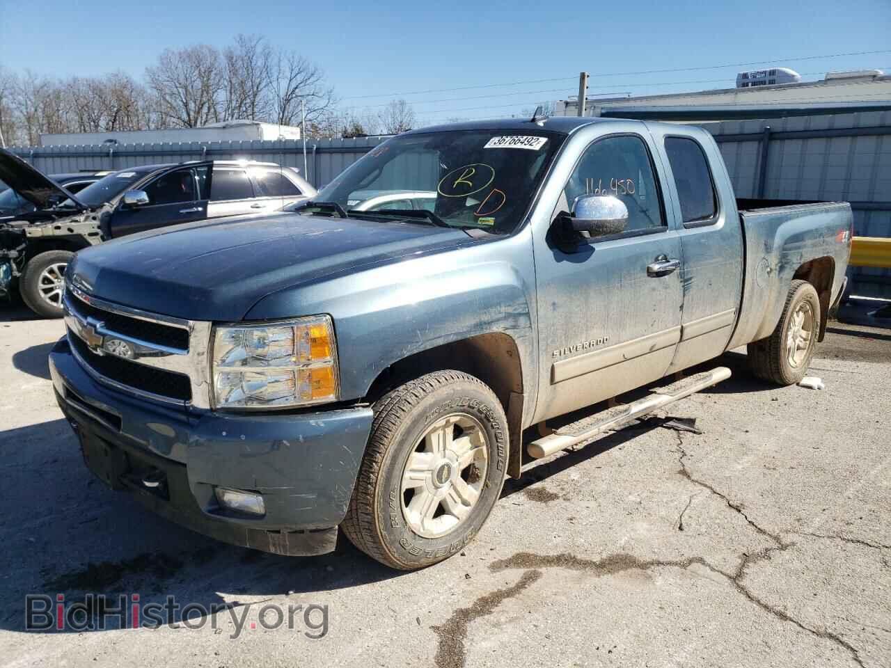 2011 CHEVROLET SILVERADO - VIN: 1GCRKTE32BZ369236 - Фото 2