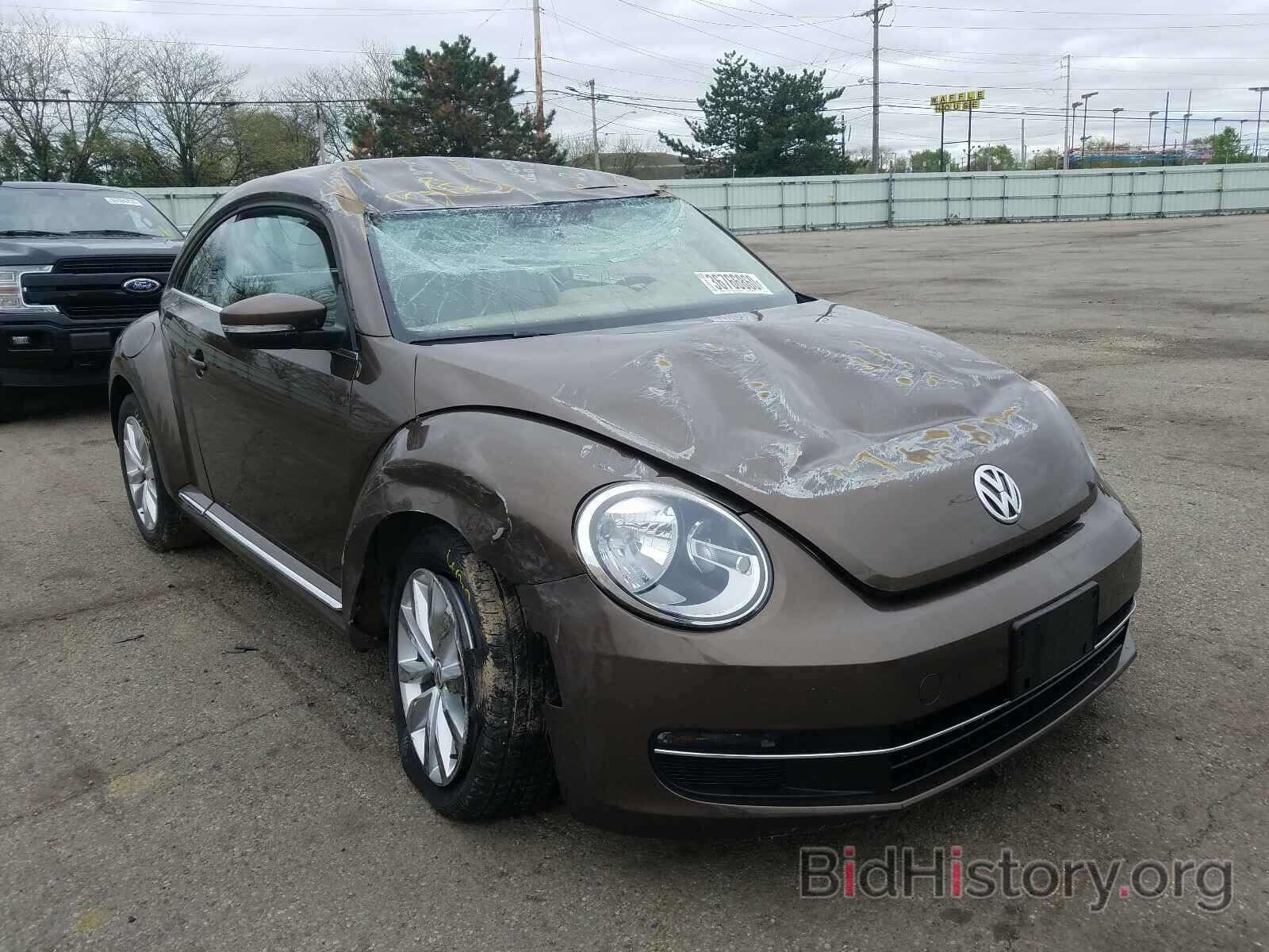 Photo 3VWRL7AT1DM620324 - VOLKSWAGEN BEETLE 2013