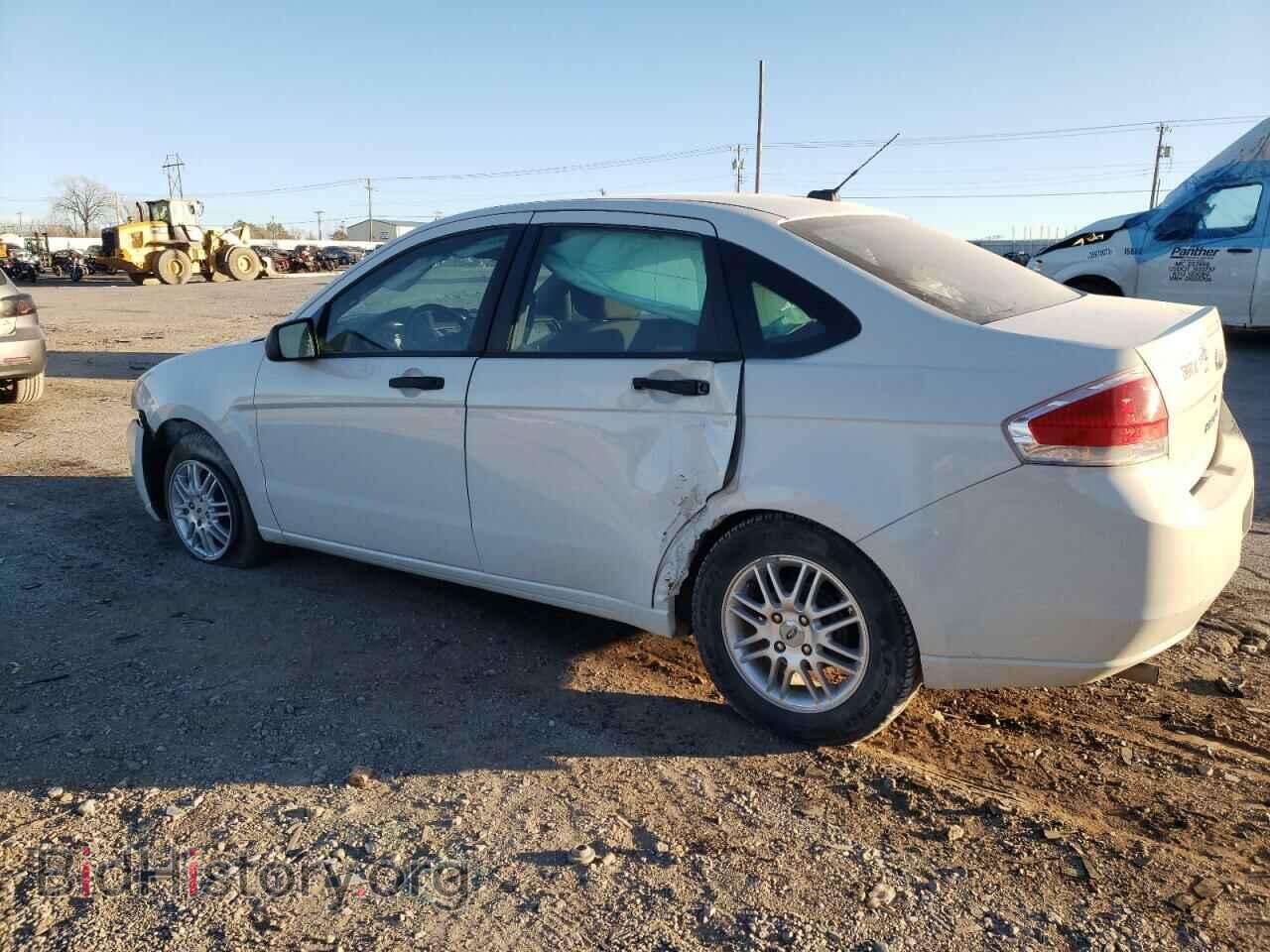 2009 FORD FOCUS - VIN: 1FAHP35N09W202731 - Фото 2