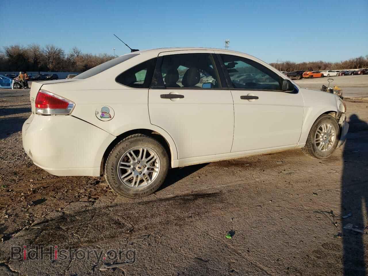 2009 FORD FOCUS - VIN: 1FAHP35N09W202731 - Фото 3