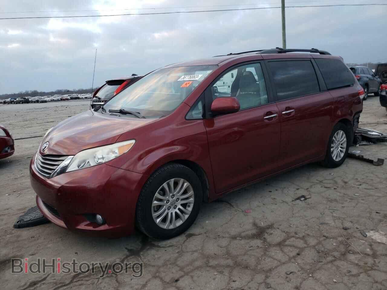 Photo 5TDYK3DC9DS303624 - TOYOTA SIENNA 2013