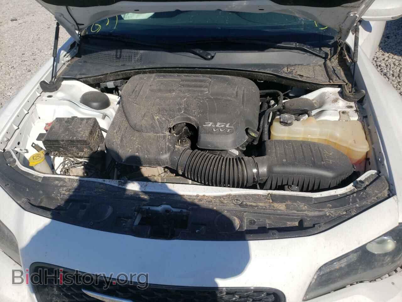 2018 CHRYSLER 300 - VIN: 2C3CCABG4JH240545 - Фото 7