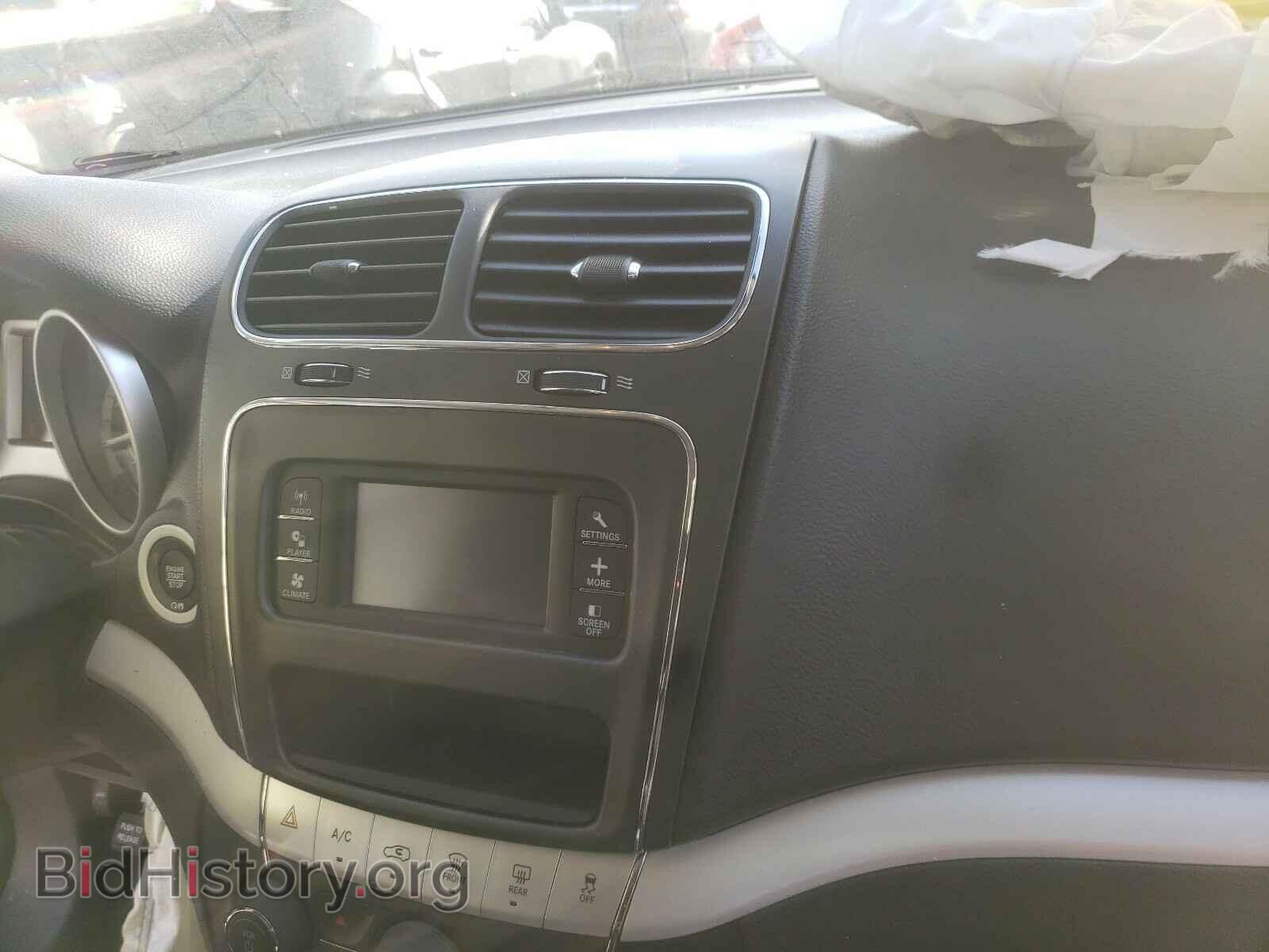2020 DODGE JOURNEY - VIN: 3C4PDCAB4LT180983 - Фото 9