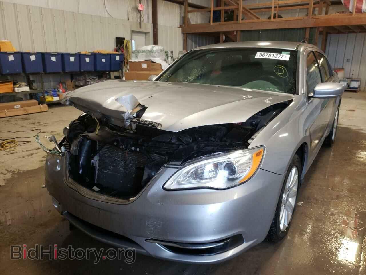 2013 CHRYSLER 200 - VIN: 1C3CCBBB1DN672693 - Фото 2