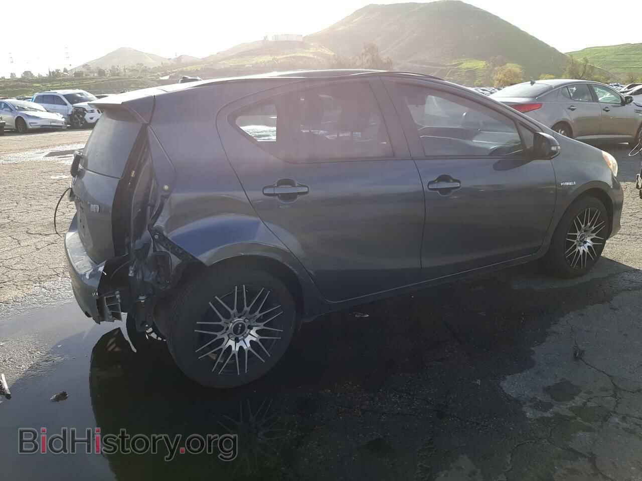 2012 TOYOTA PRIUS - VIN: JTDKDTB35C1021530 - Фото 3