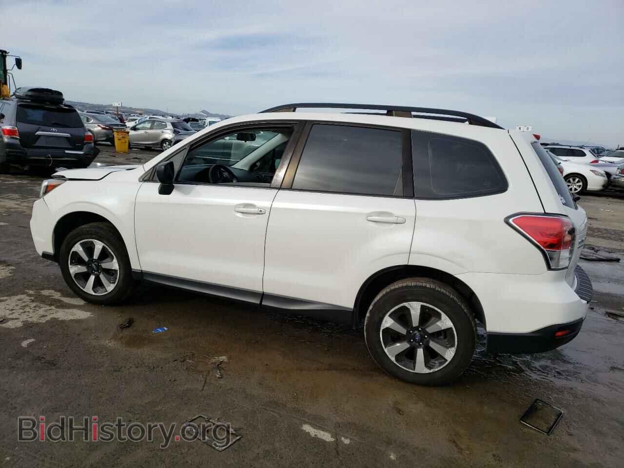 2017 SUBARU FORESTER - VIN: JF2SJABC8HH582785 - Фото 2