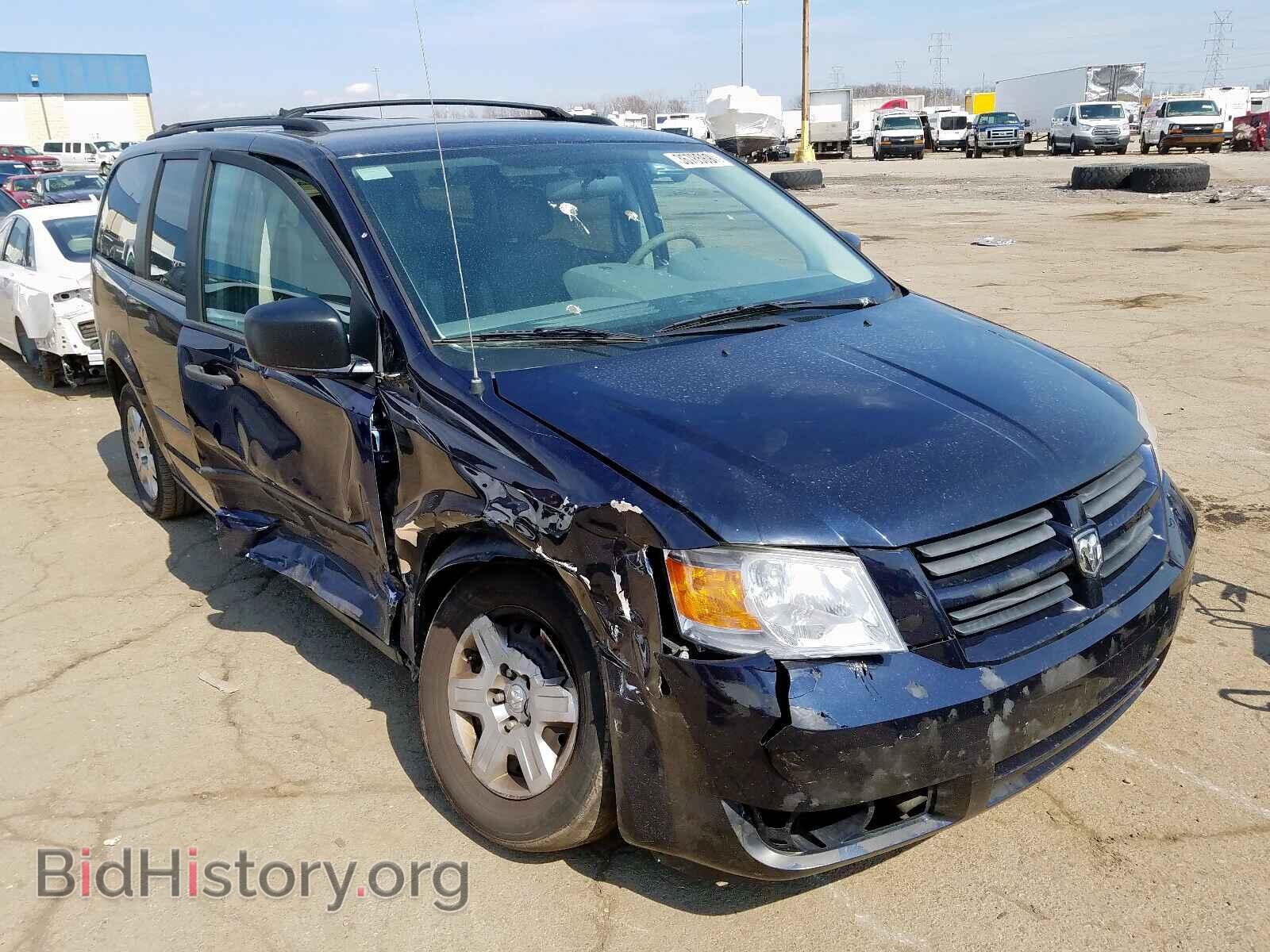 Photo 2D4RN4DE0AR307300 - DODGE CARAVAN 2010