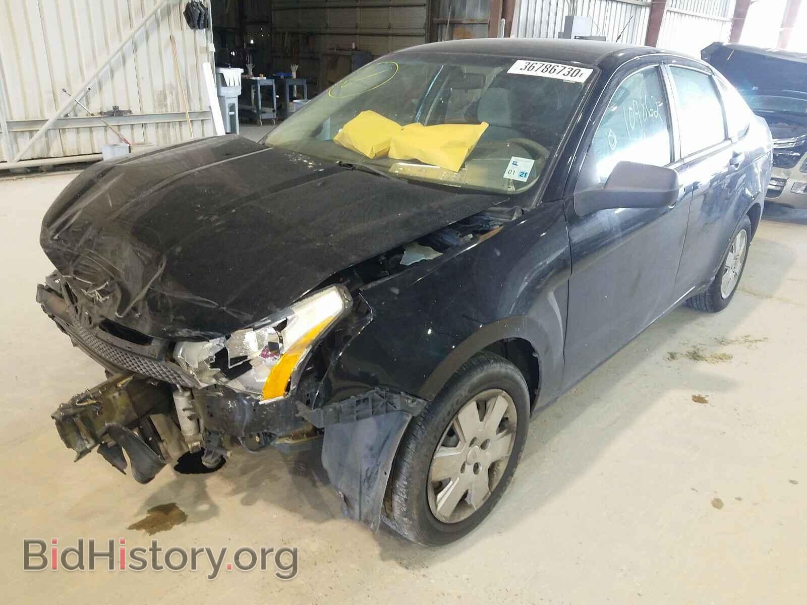 2011 FORD FOCUS - VIN: 1FAHP3EN5BW147747 - Фото 2