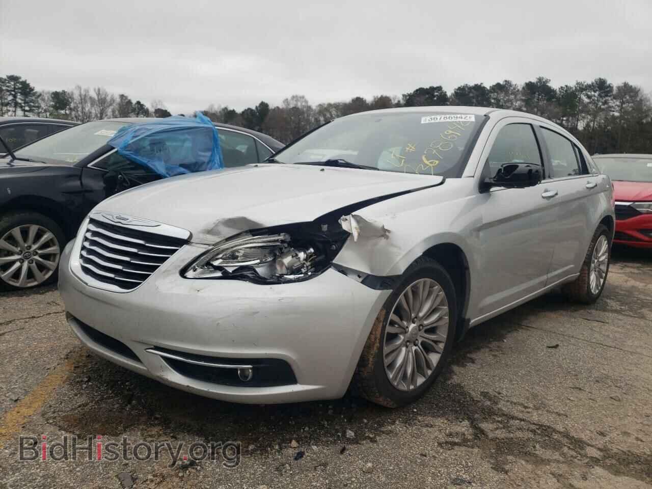 2012 CHRYSLER 200 - VIN: 1C3CCBCB0CN256423 - Photo 2