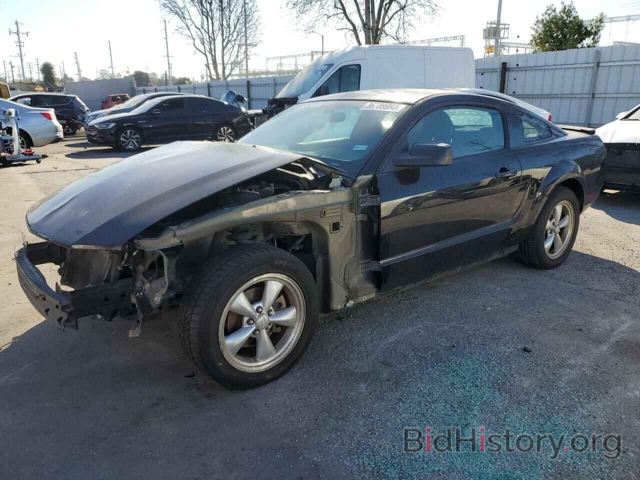 Photo 1ZVFT80NX75338091 - FORD MUSTANG 2007