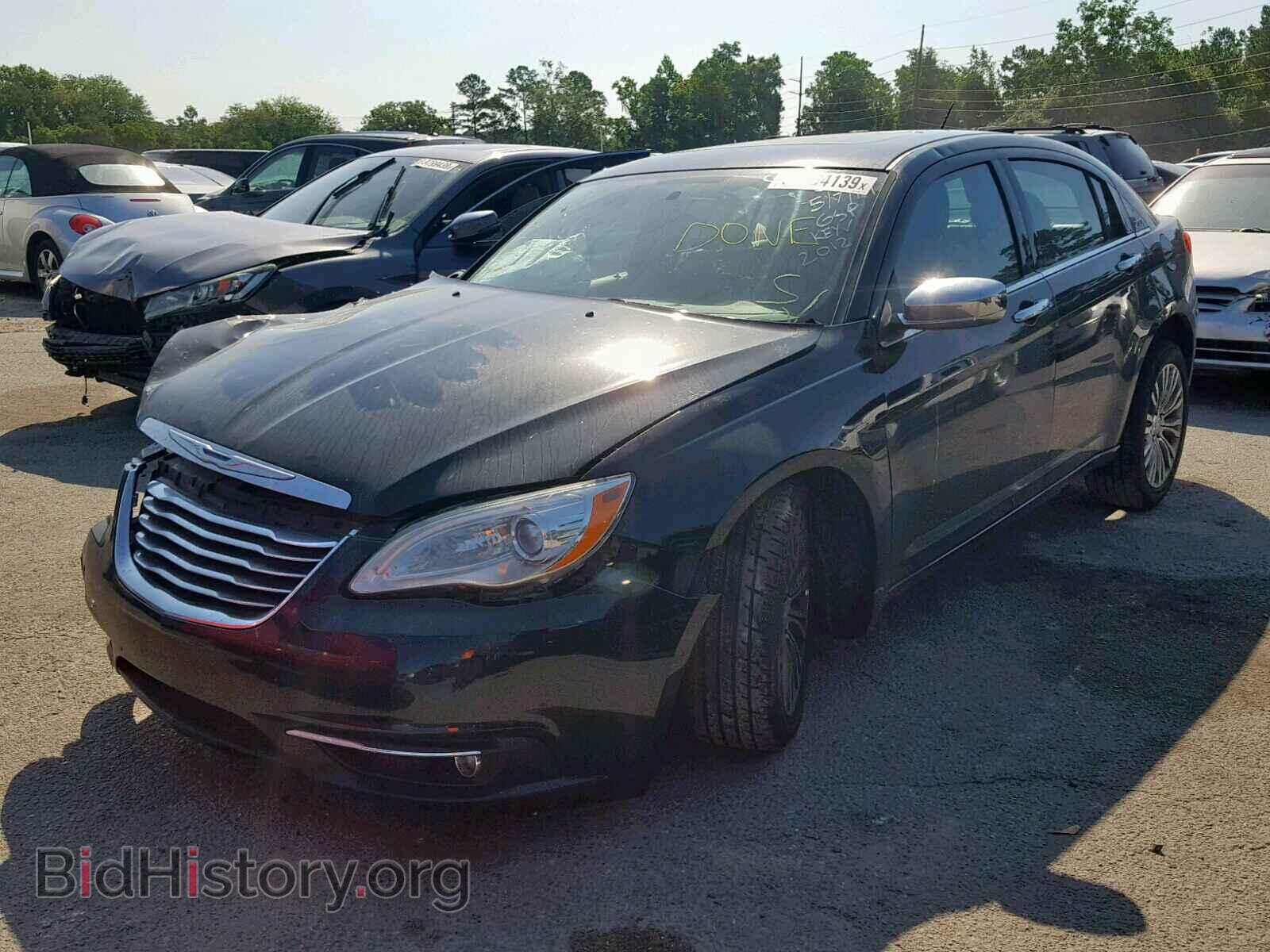 2012 CHRYSLER 200 - VIN: 1C3CCBCB5CN257762 - Фото 2