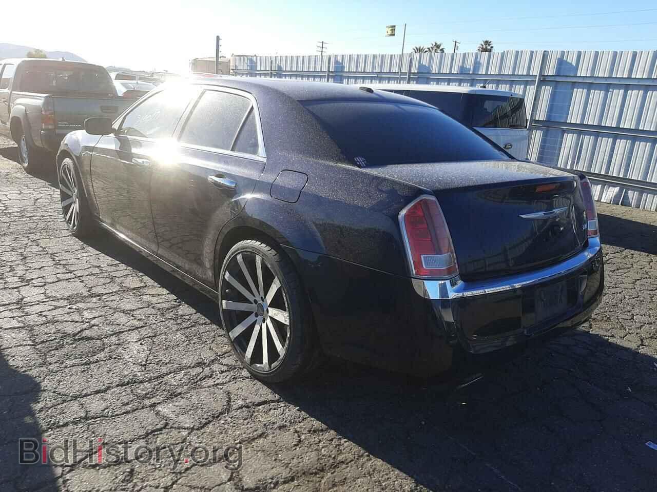 2011 CHRYSLER 300 - VIN: 2C3CA5CGXBH537820 - Фото 3