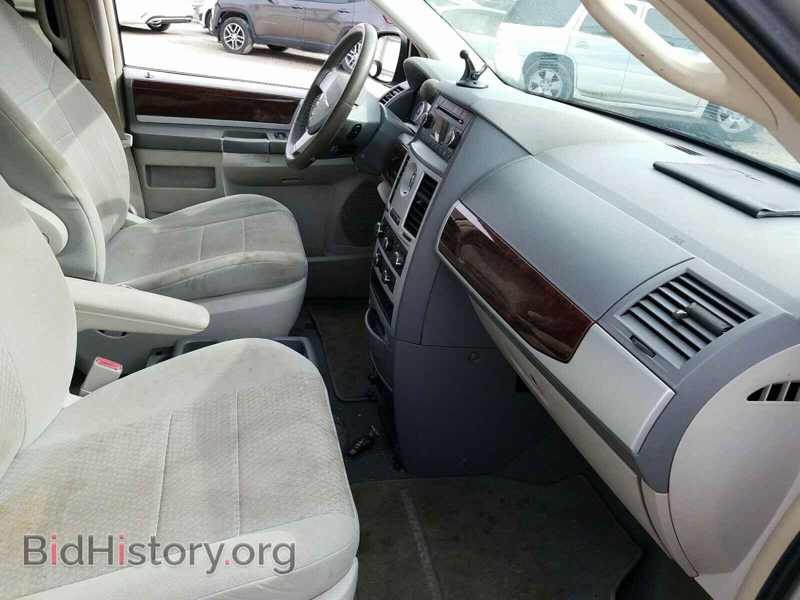 2010 CHRYSLER MINIVAN - VIN: 2A4RR5D13AR109065 - Фото 5