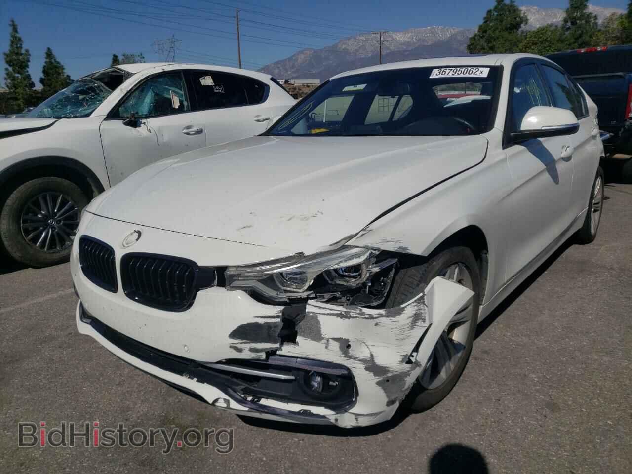 2016 BMW 3 SERIES - VIN: WBA8E9G57GNU30421 - Фото 2
