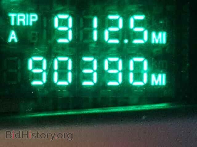 2004 CADILLAC DEVILLE - VIN: 1G6KD54Y84U101704 - Photo 8