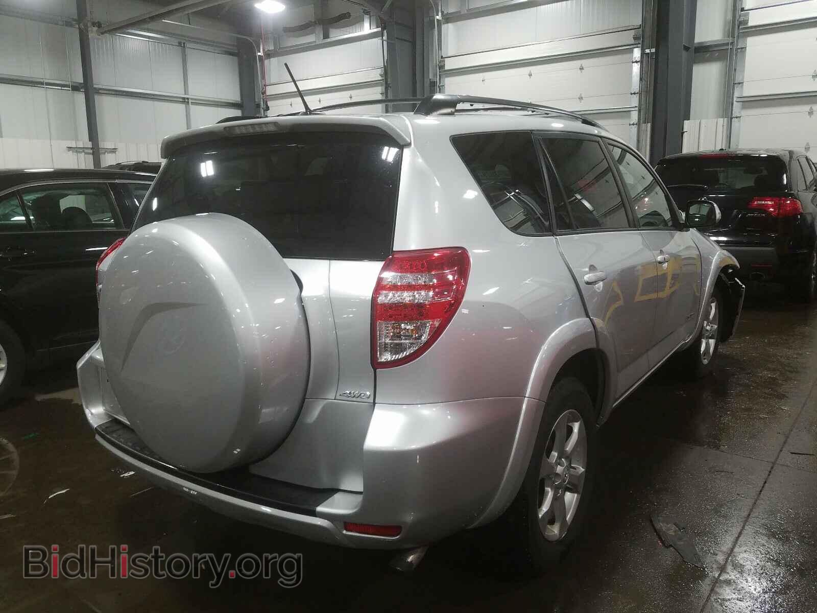 2011 TOYOTA RAV4 - VIN: 2T3DK4DV8BW057828 - Фото 4