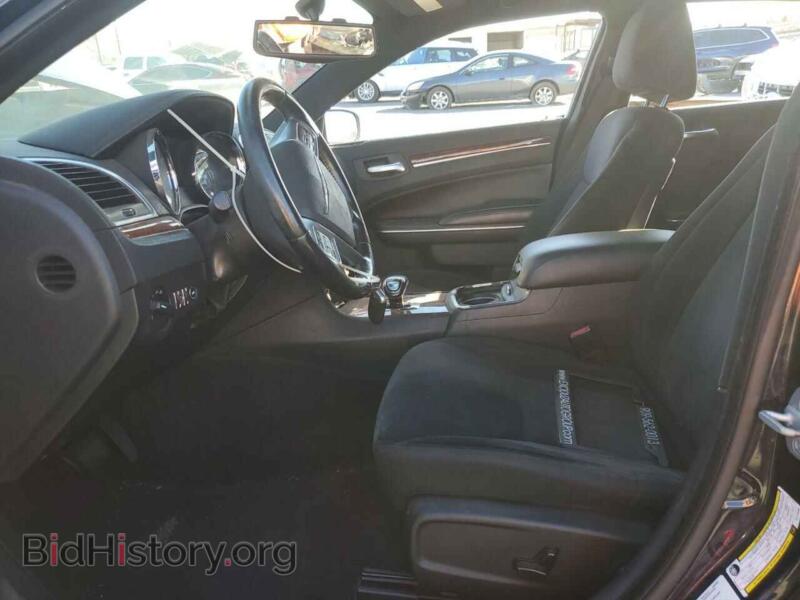 2012 Chrysler 300 (VIN 2C3CCAAG7CH176098) — фото 7 из 13