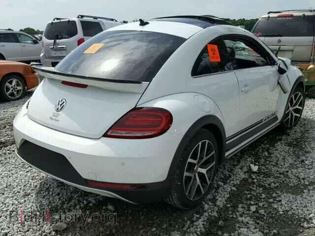 2017 VOLKSWAGEN BEETLE - VIN: 3VWS17AT8HM624920 - Фото 4