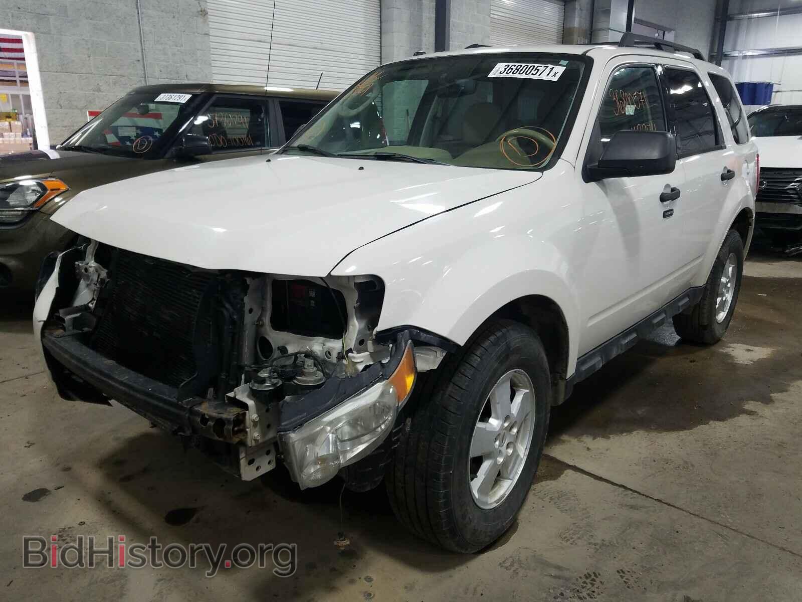 2012 FORD ESCAPE - VIN: 1FMCU0D75CKB12953 - Фото 2