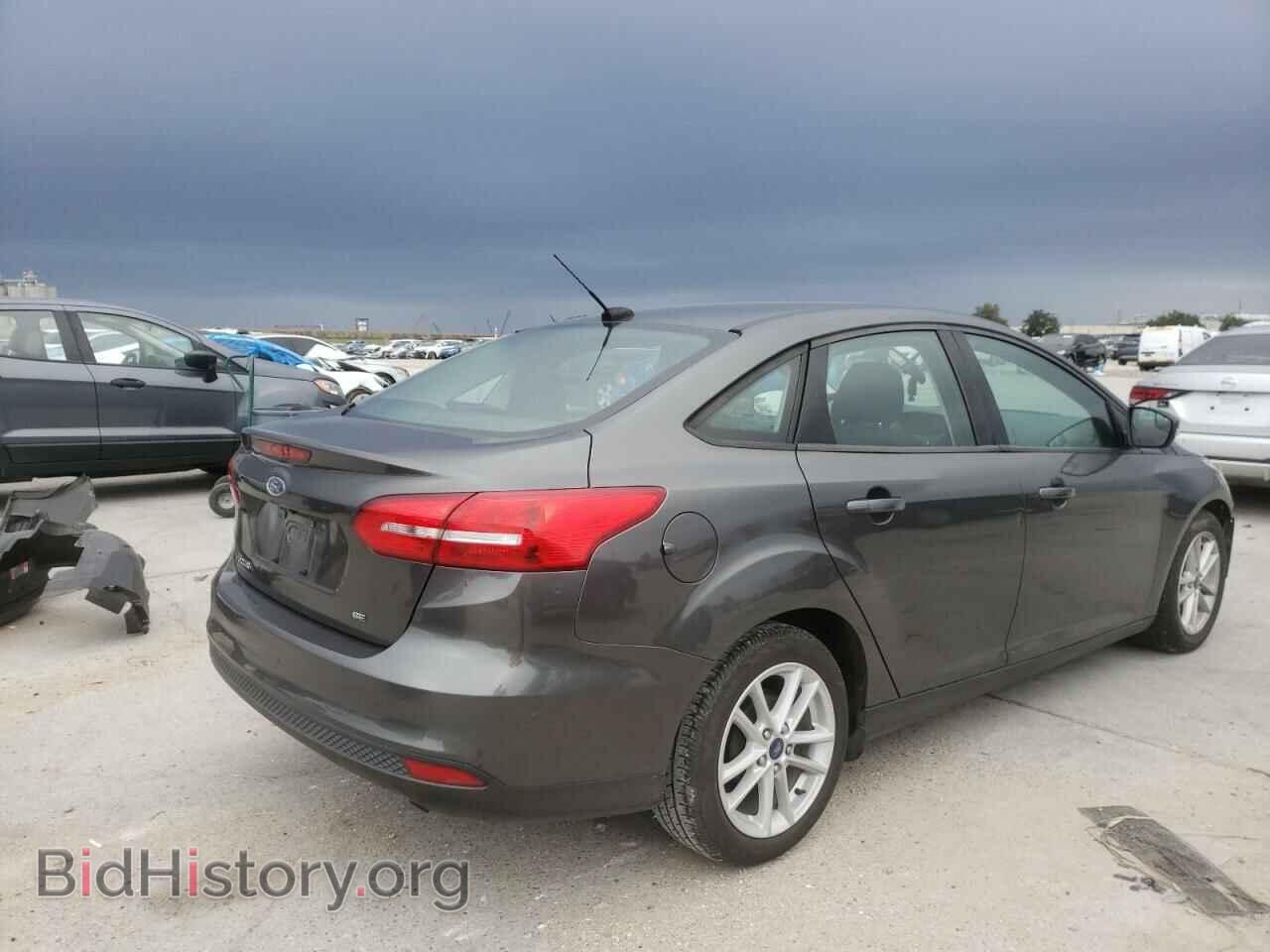 2017 FORD FOCUS - VIN: 1FADP3F28HL304832 - Photo 3