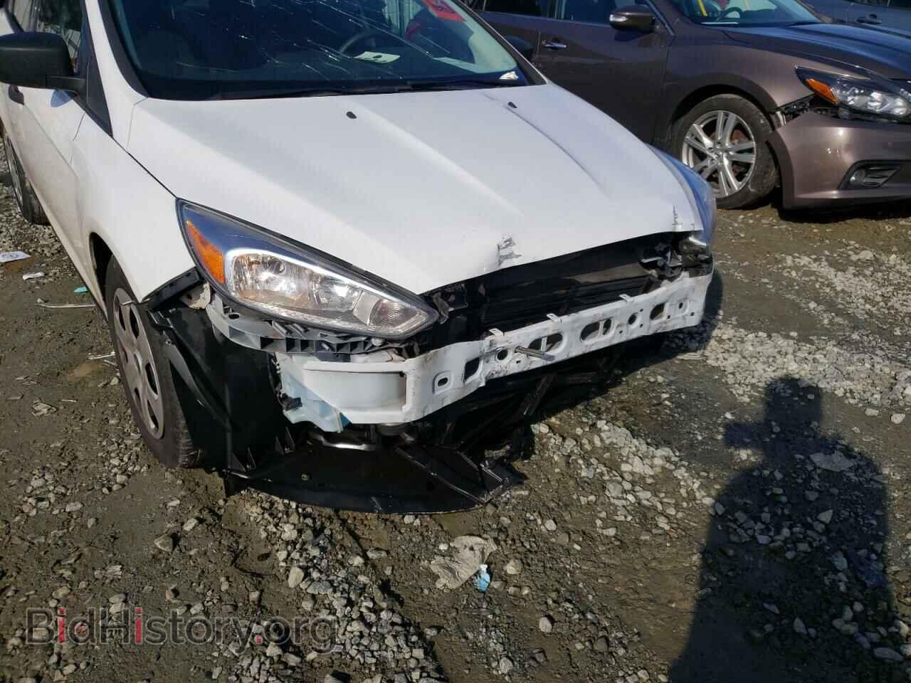 2018 FORD FOCUS - VIN: 1FADP3E20JL284390 - Photo 9