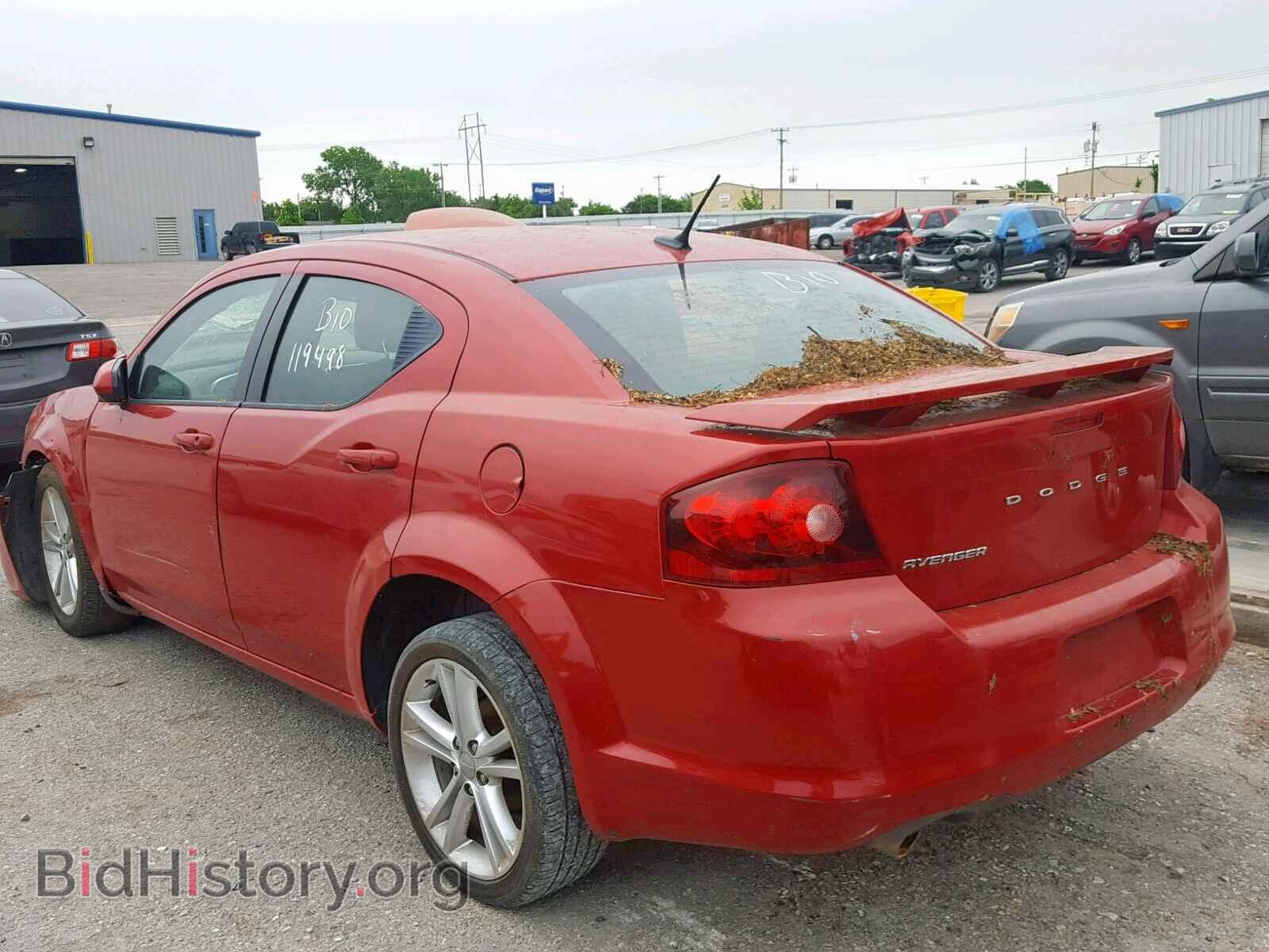 2011 DODGE AVENGER - VIN: 1B3BD1FG4BN585230 - Фото 3