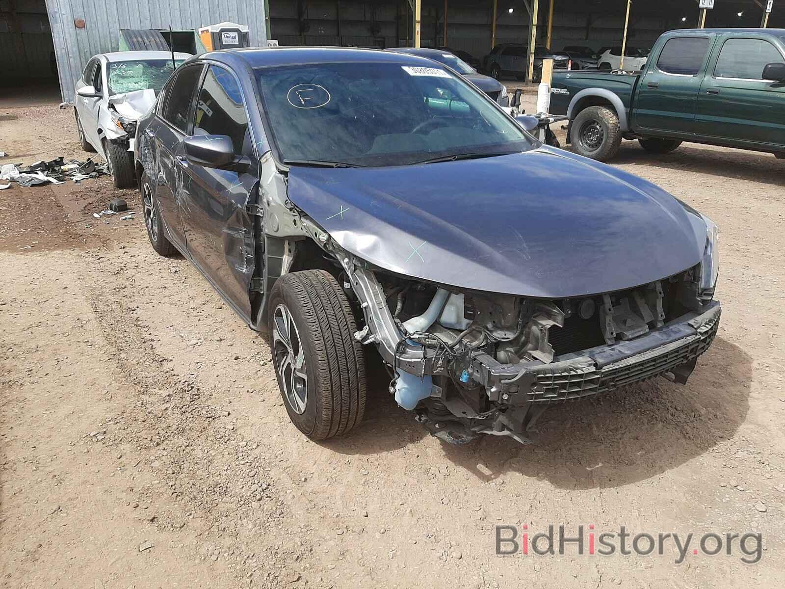 Photo 1HGCR2F32HA254817 - HONDA ACCORD 2017