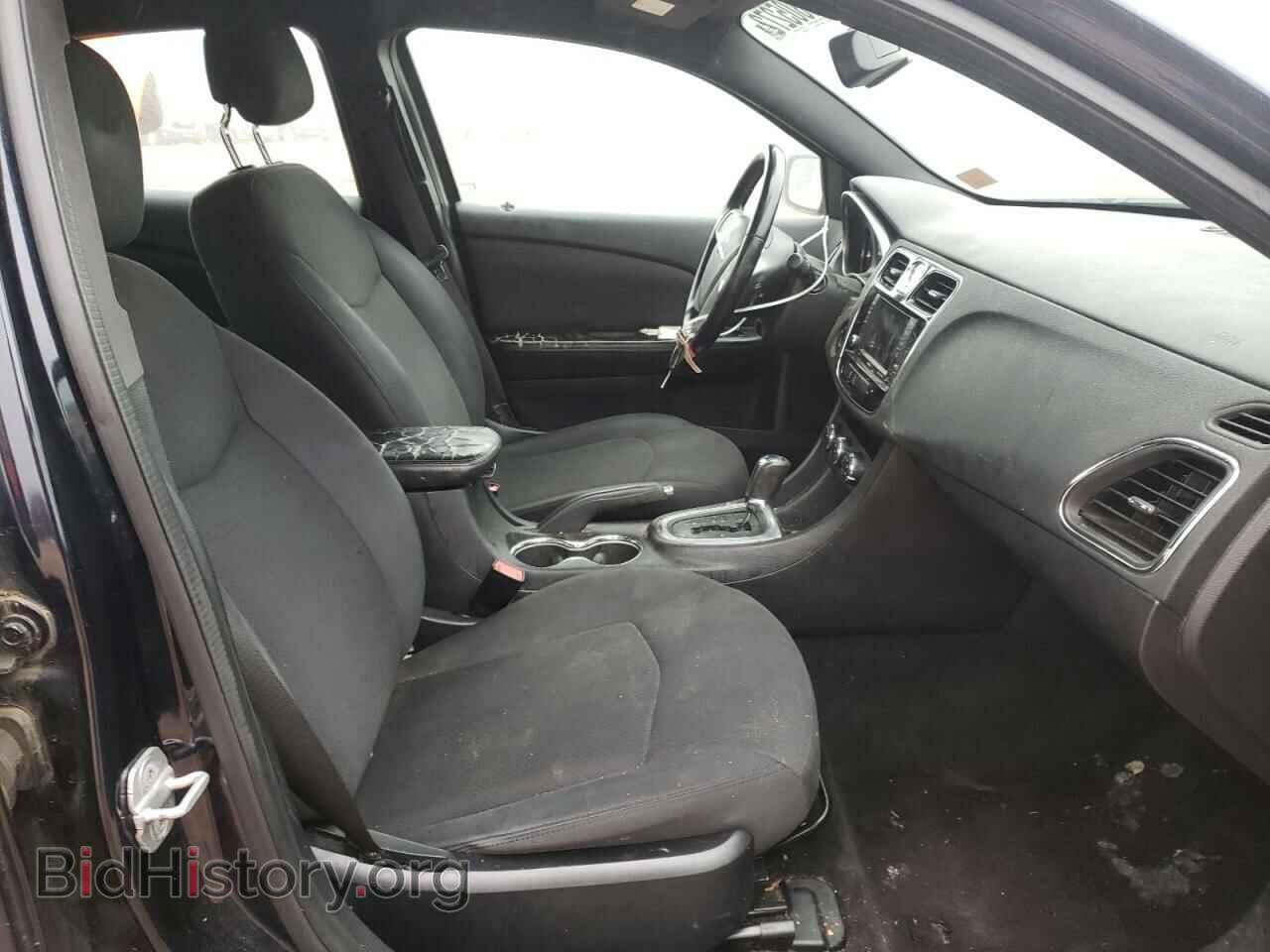 2012 CHRYSLER 200 - VIN: 1C3CCBBB8CN300802 - Фото 5