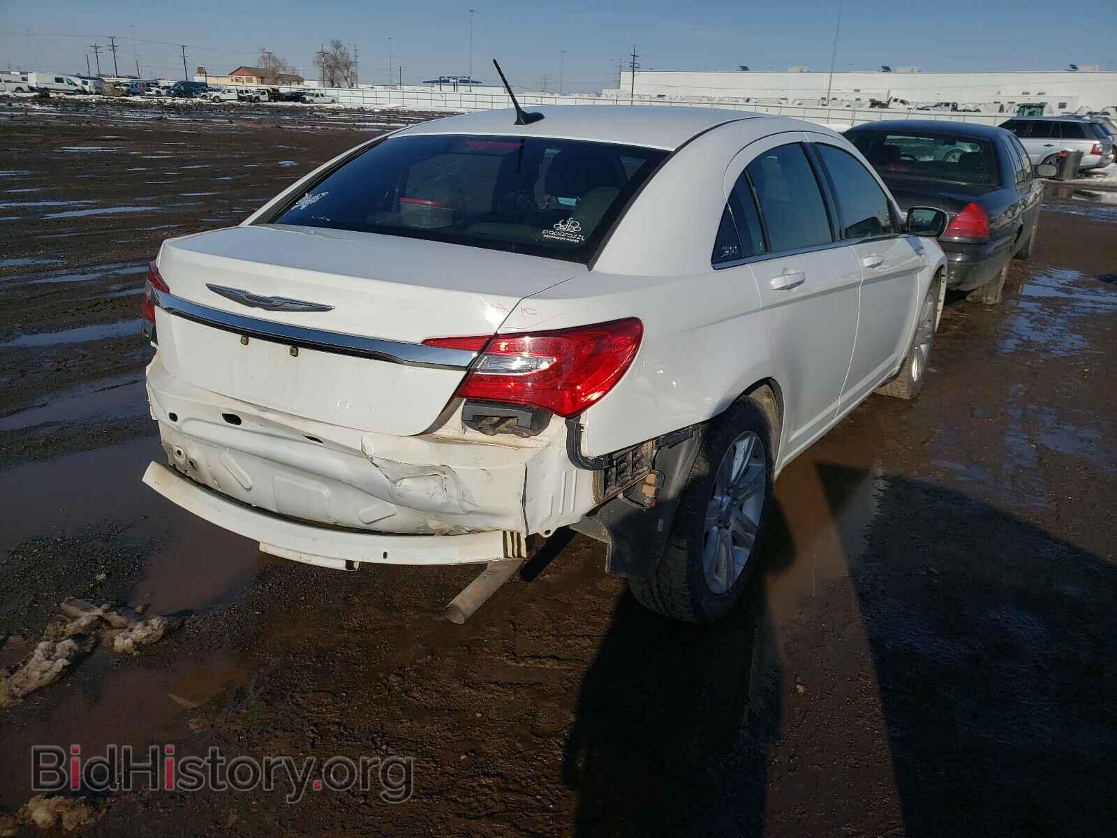 2011 CHRYSLER 200 - VIN: 1C3BC1FB8BN618045 - Фото 4