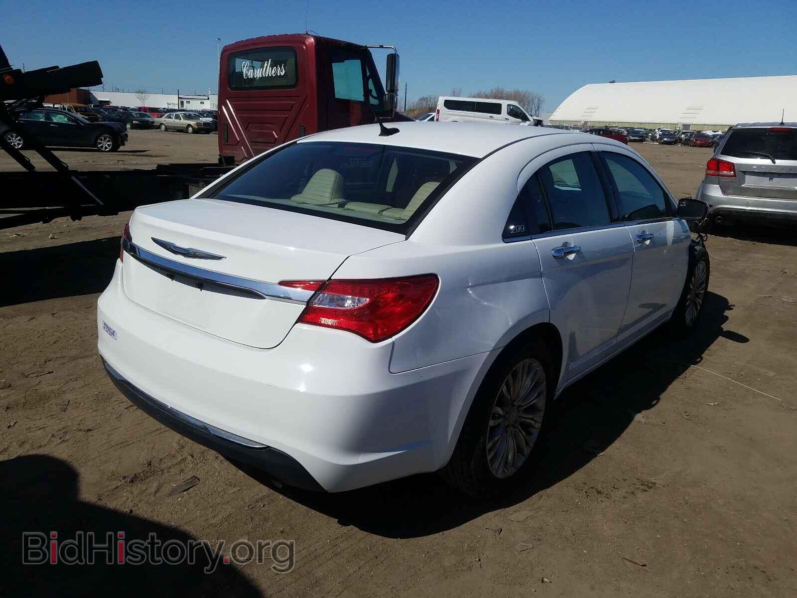 2012 CHRYSLER 200 - VIN: 1C3CCBCB9CN302878 - Фото 4