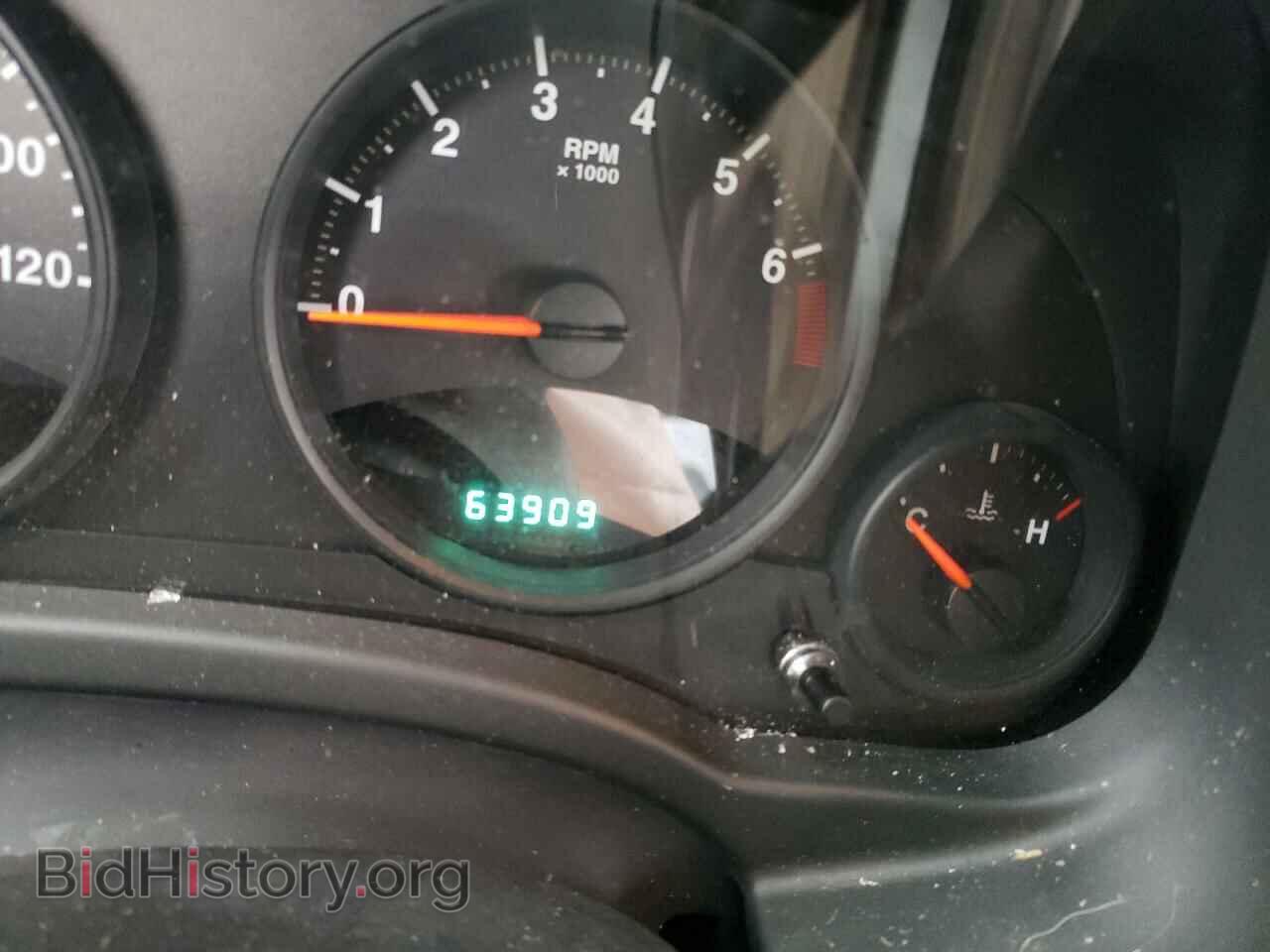 2012 JEEP COMPASS - VIN: 1C4NJDBB5CD567634 - Photo 8