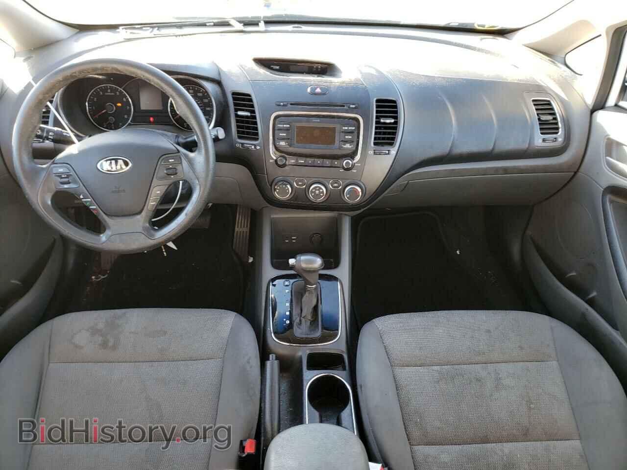2017 KIA FORTE - VIN: 3KPFK4A72HE041935 - Фото 8
