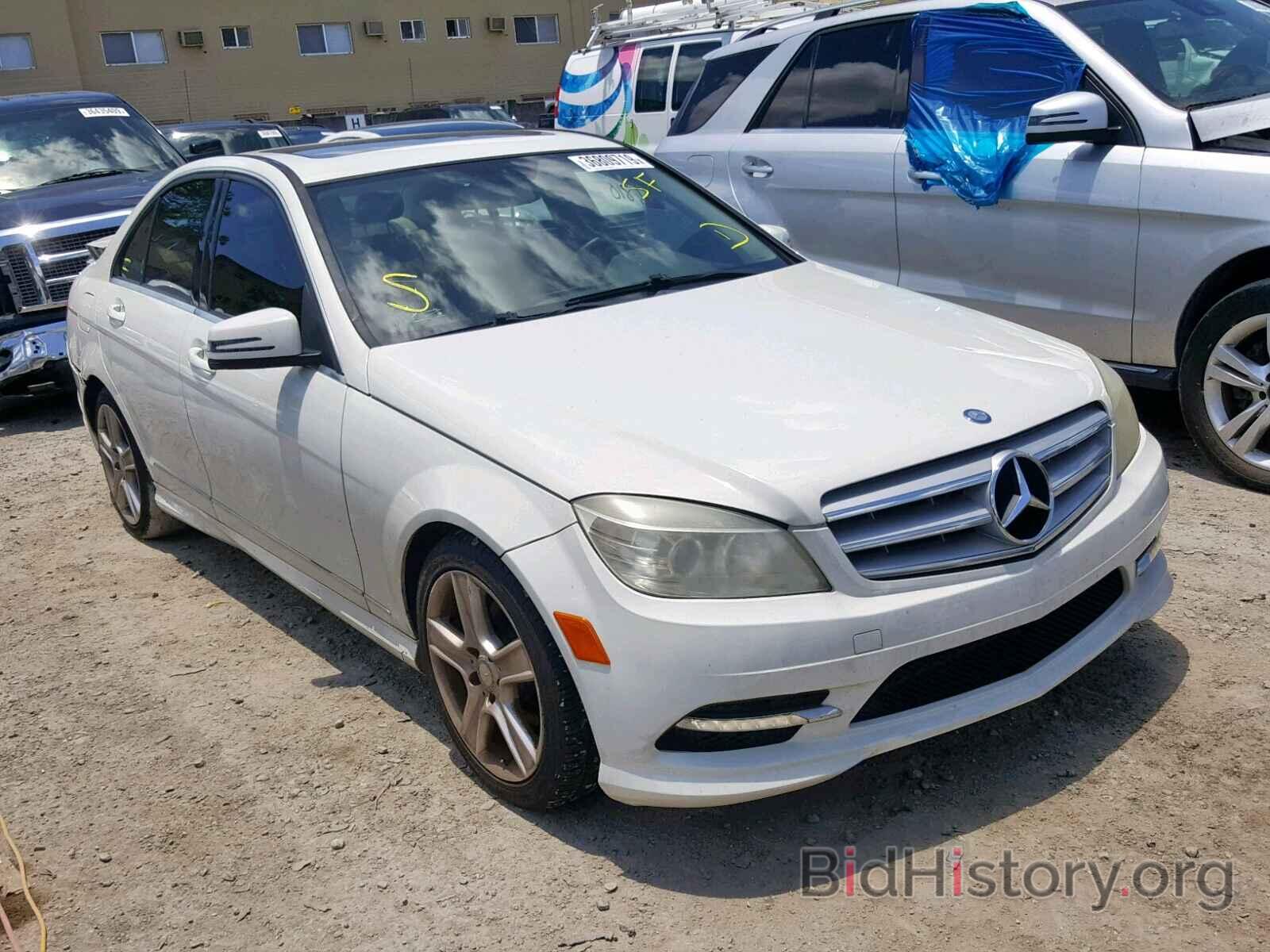 Photo WDDGF5EB1BA464826 - MERCEDES-BENZ C CLASS 2011