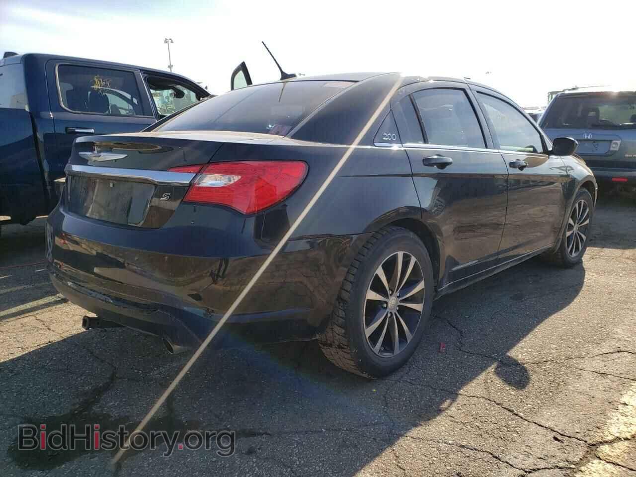 2011 CHRYSLER 200 - VIN: 1C3BC8FG9BN598182 - Фото 4