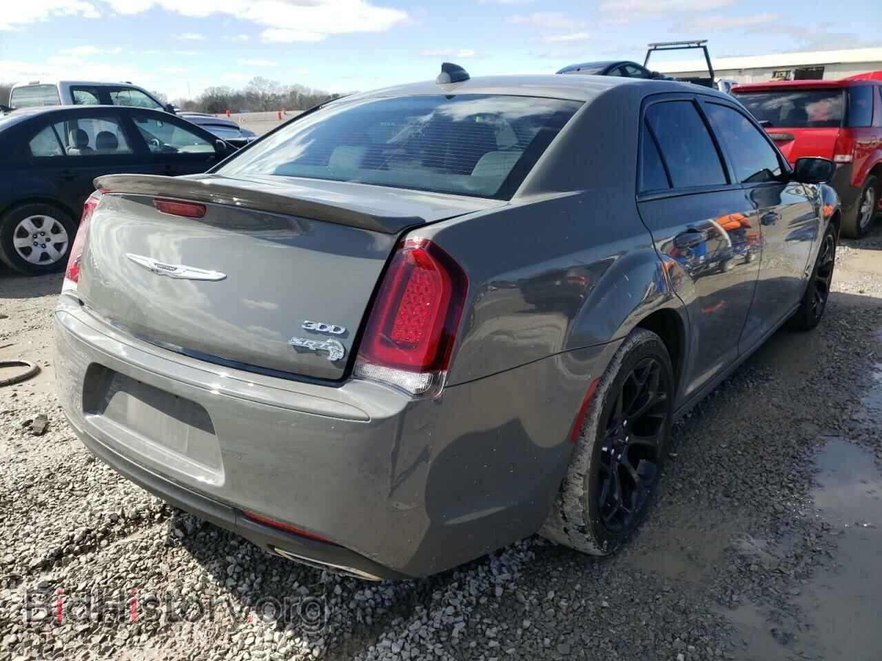 2019 CHRYSLER 300 - VIN: 2C3CCAAG9KH612156 - Фото 4