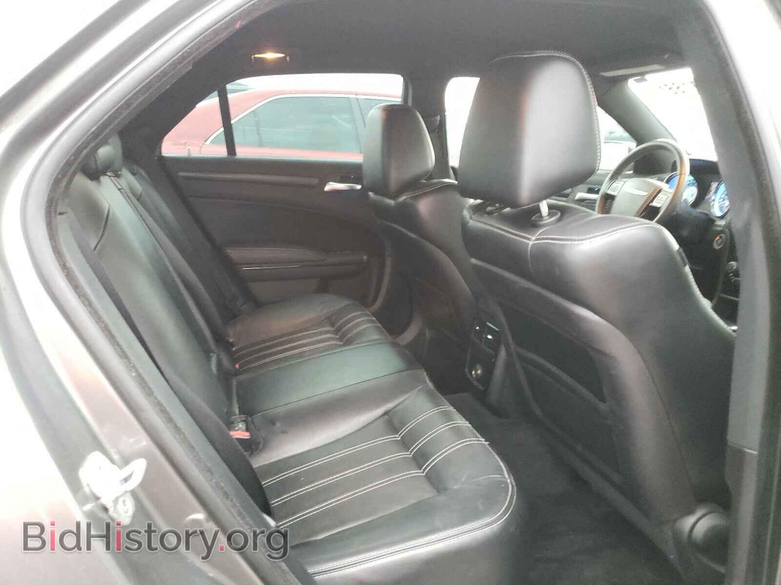 2012 CHRYSLER 300 - VIN: 2C3CCABG1CH313096 - Фото 6
