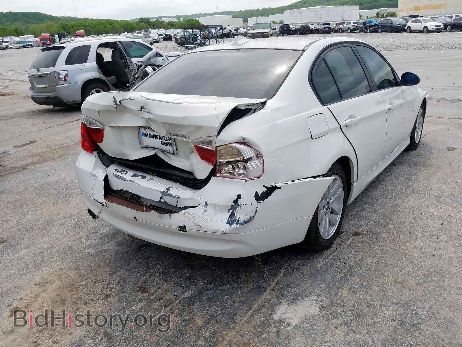 2006 BMW 3 SERIES - VIN: WBAVB13596KX33509 - Фото 4