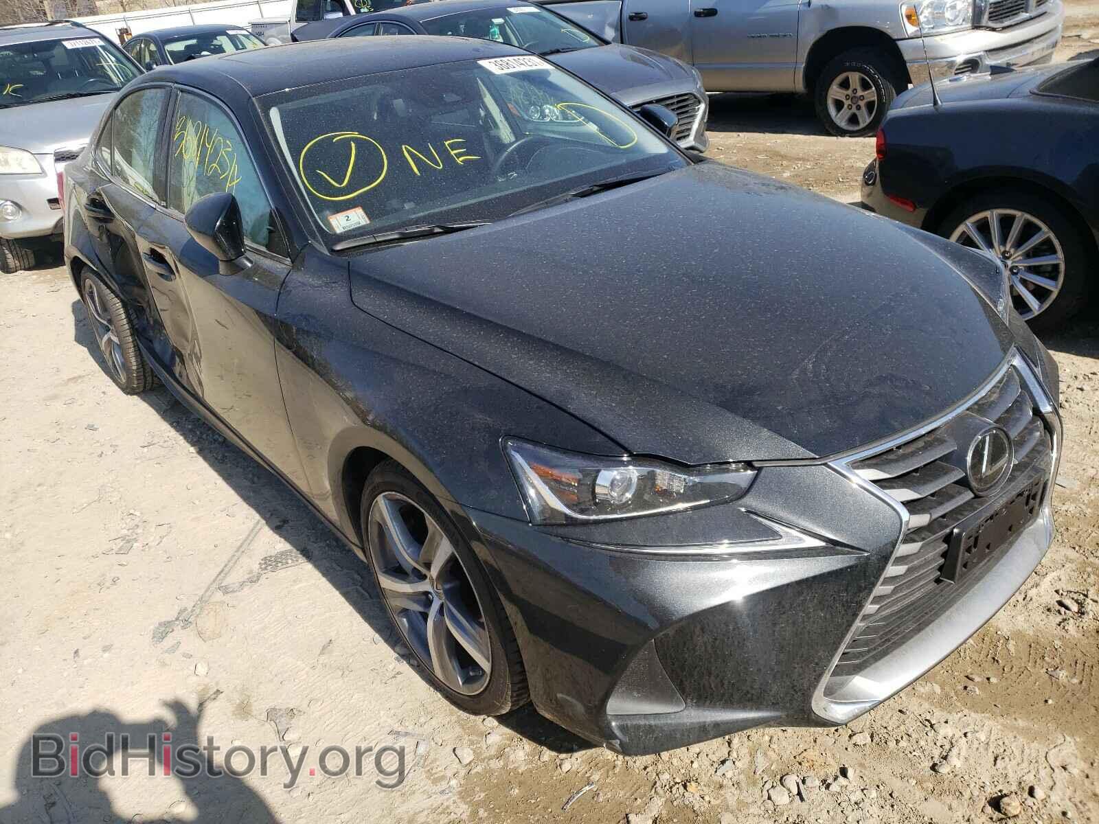 Photo JTHC81D20J5026821 - LEXUS IS 2018
