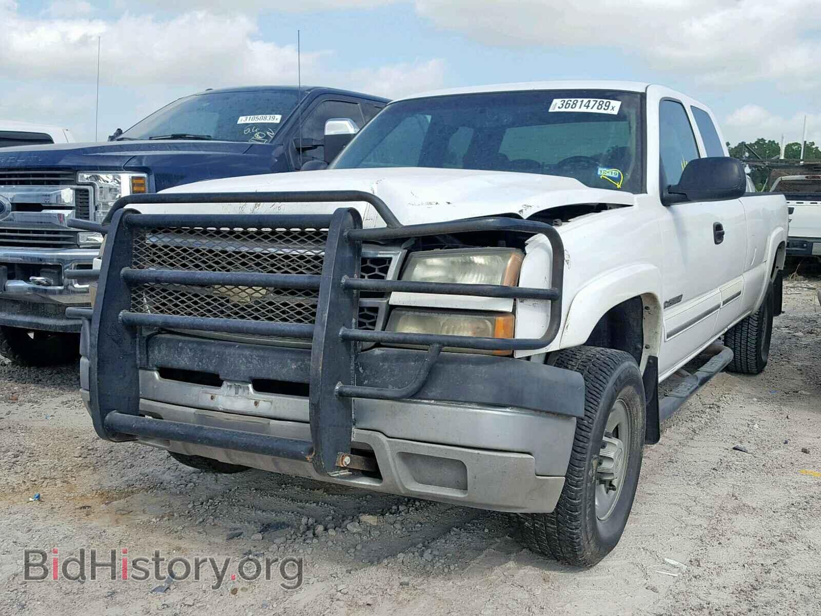 2007 CHEVROLET SILVERADO - VIN: 1GCHC29U37E155568 - Фото 2