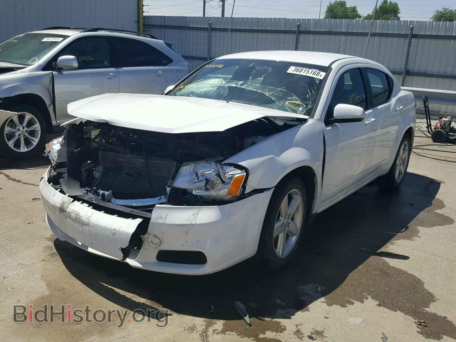 2011 DODGE AVENGER - VIN: 1B3BD1FB2BN590625 - Photo 2