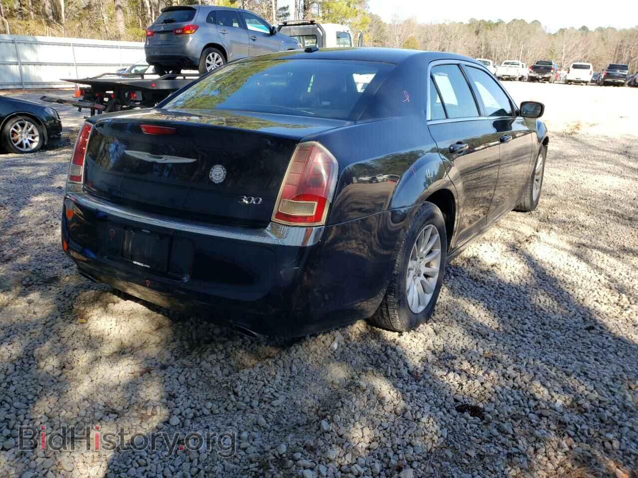 2013 CHRYSLER 300 - VIN: 2C3CCAAG4DH588917 - Фото 4