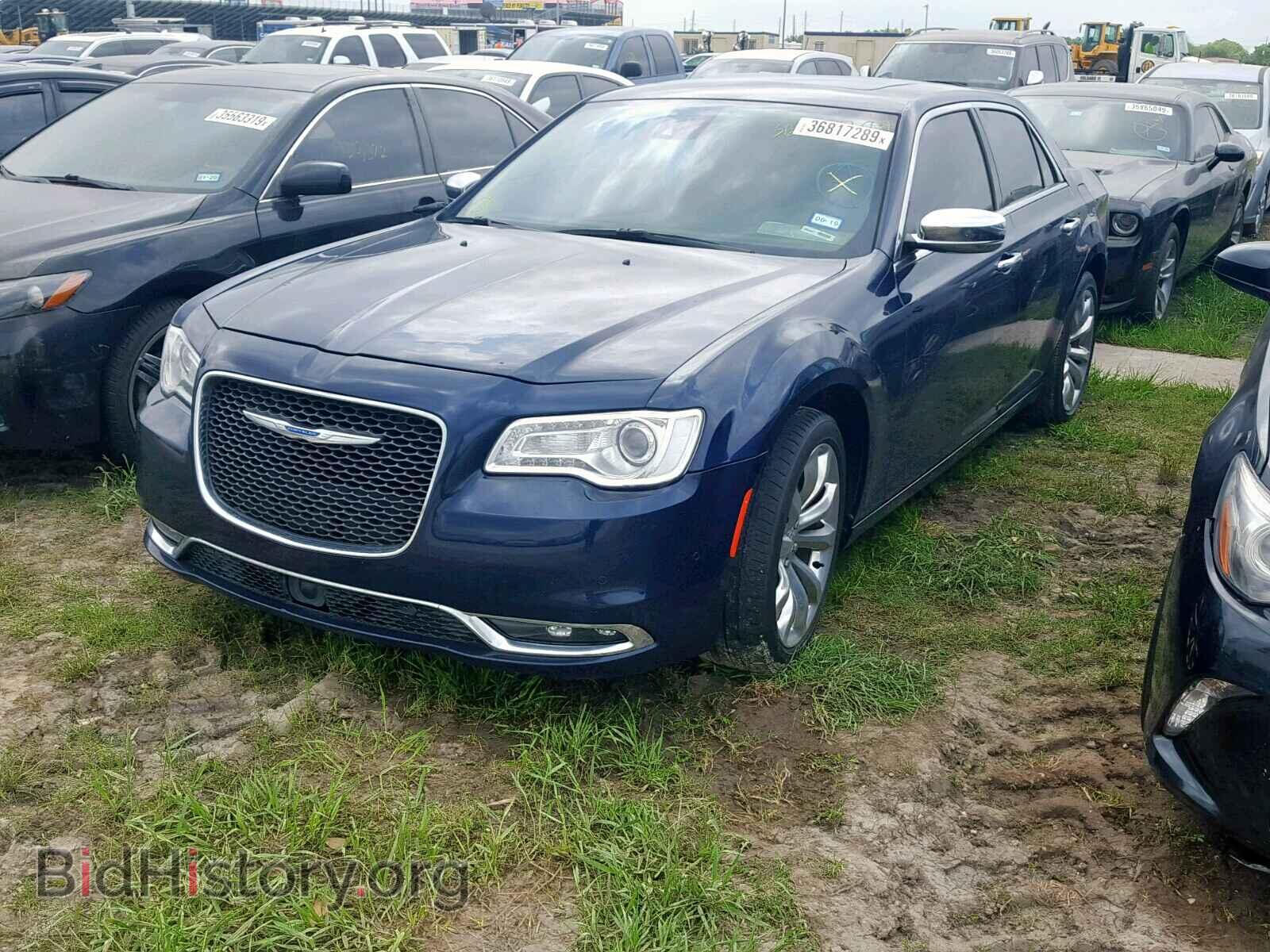 2017 CHRYSLER 300 - VIN: 2C3CCAEG5HH579675 - Фото 2