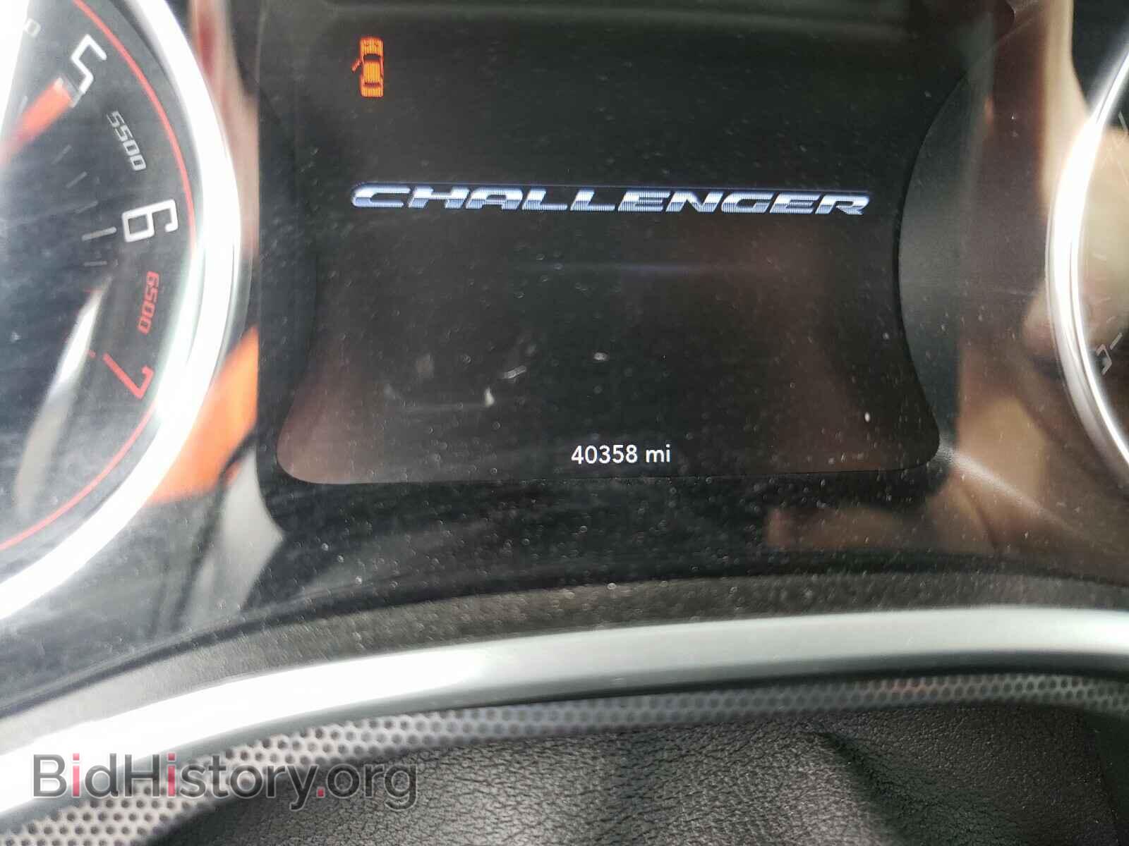 2018 DODGE CHALLENGER - VIN: 2C3CDZAG4JH258184 - Фото 8