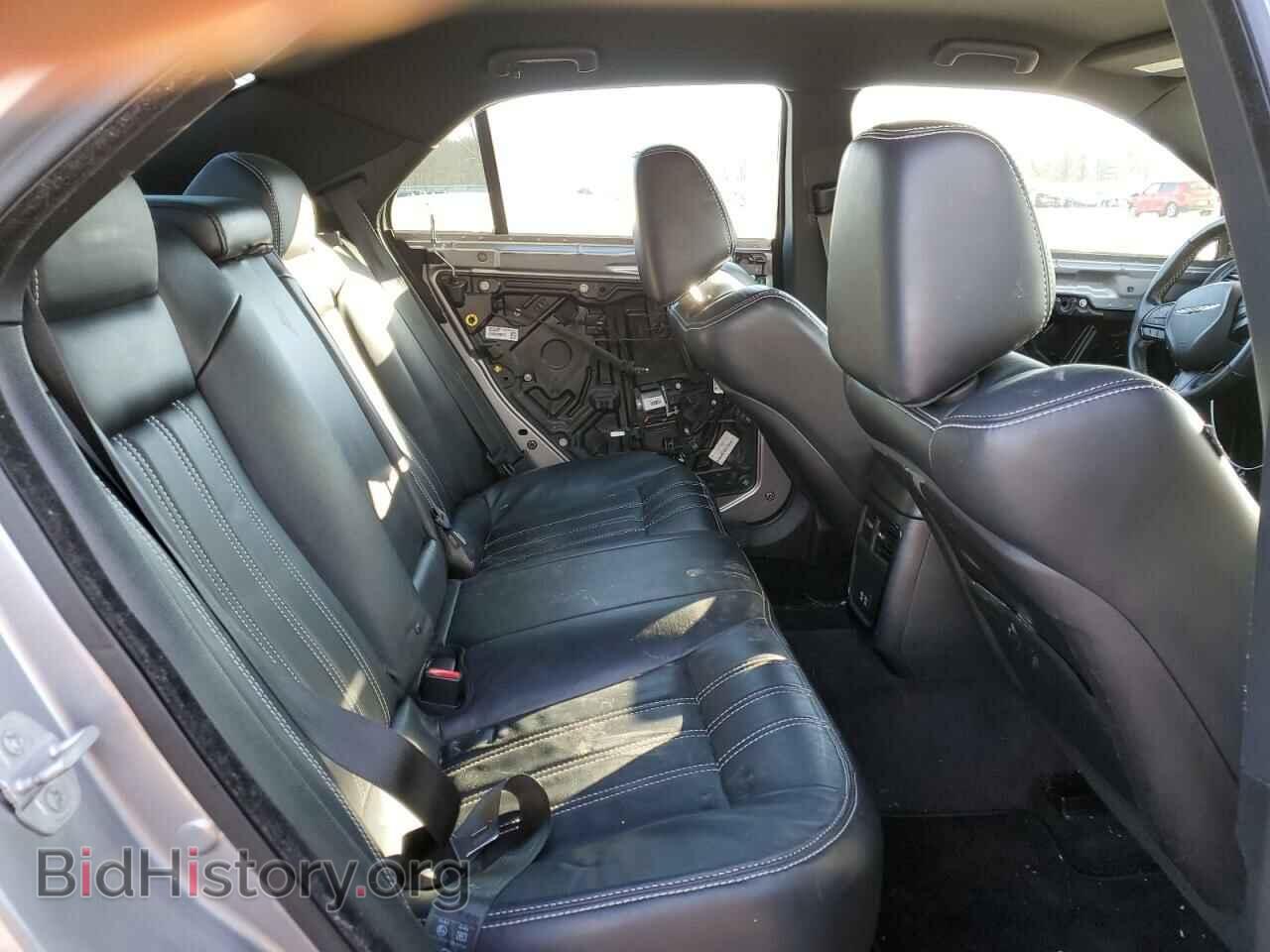2015 CHRYSLER 300 - VIN: 2C3CCAGG8FH767505 - Фото 10