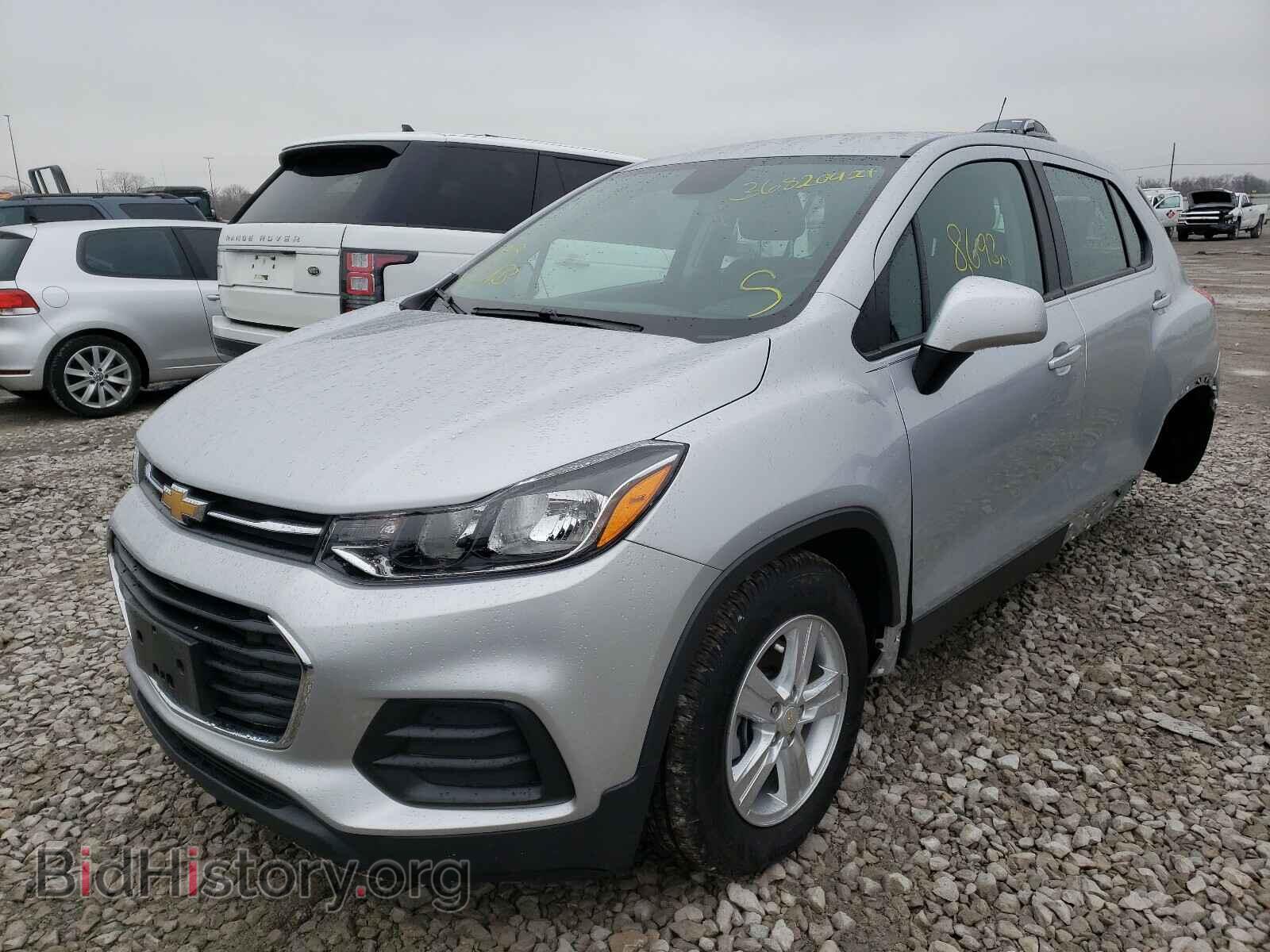 2020 CHEVROLET TRAX - VIN: 3GNCJKSB0LL214036 - Photo 2