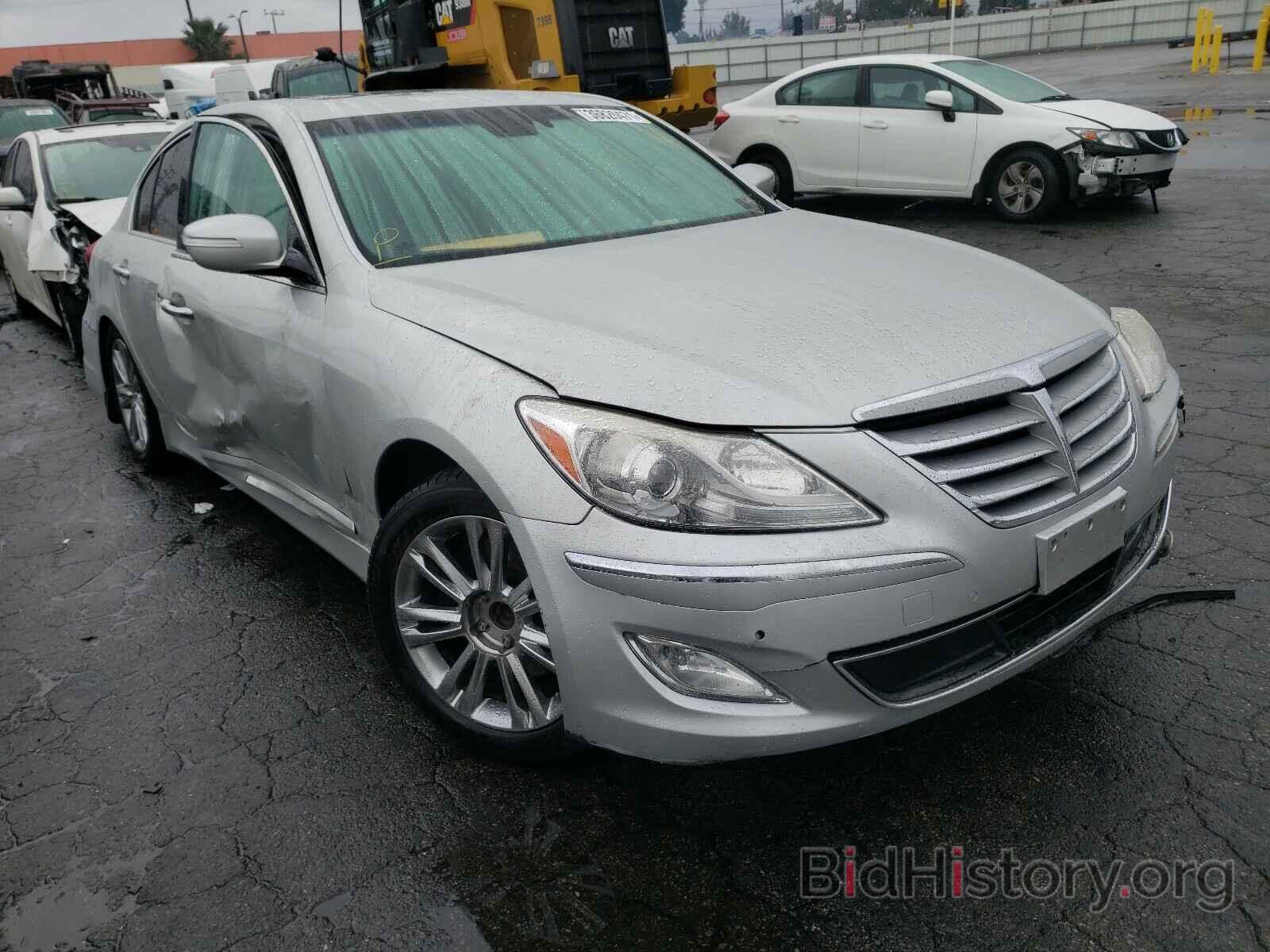 Photo KMHGC4DD6CU184041 - HYUNDAI GENESIS 2012