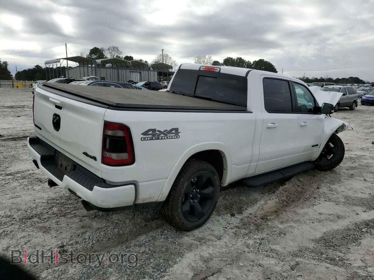 2021 RAM 1500 - VIN: 1C6SRFRT1MN746293 - Фото 3