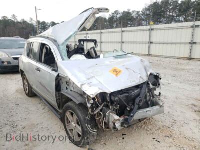 2008 Jeep COMPASS, silver — VIN 1J8FT470X8D785560, Copart