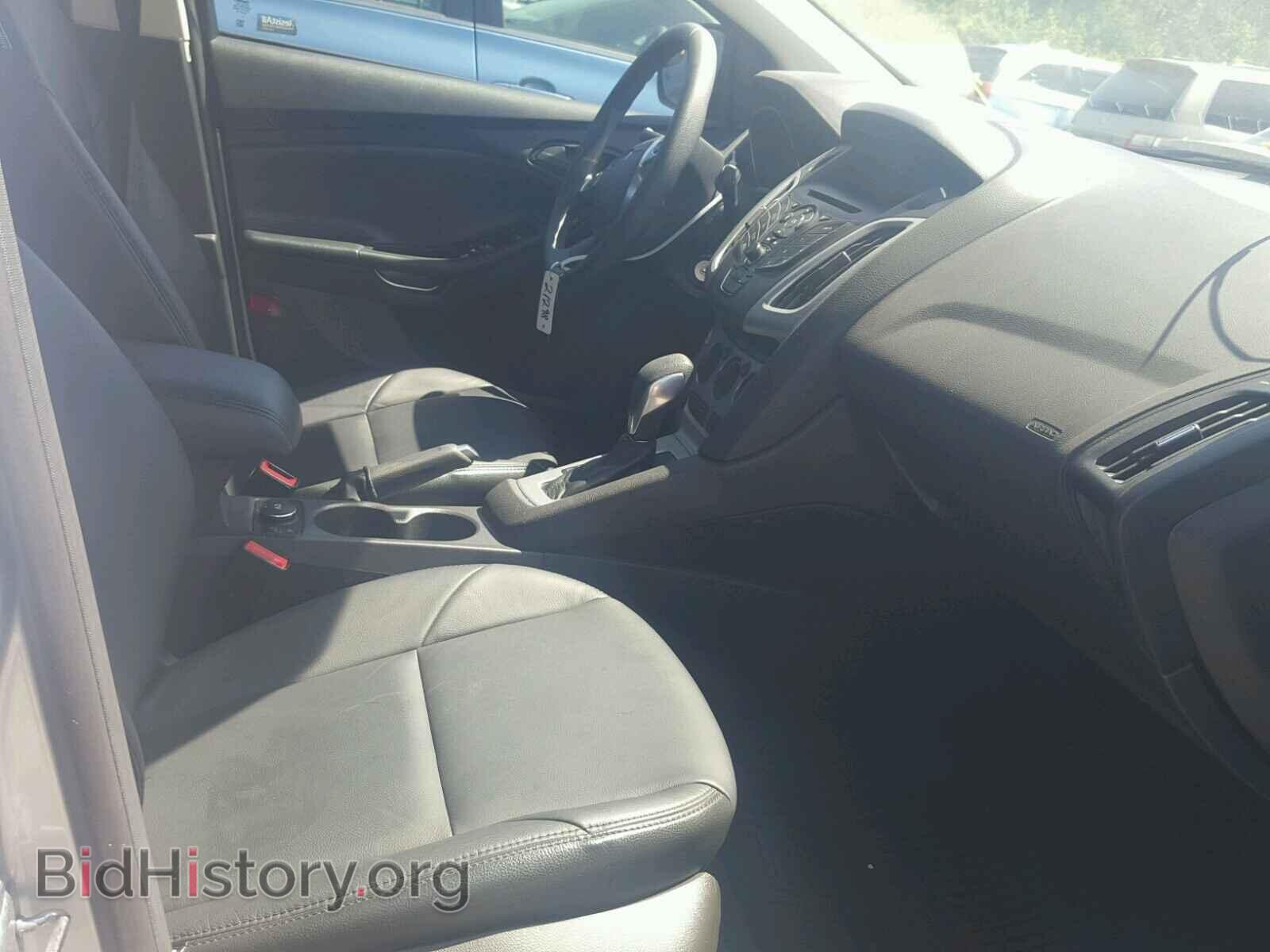 2012 FORD FOCUS - VIN: 1FAHP3F22CL381402 - Photo 5